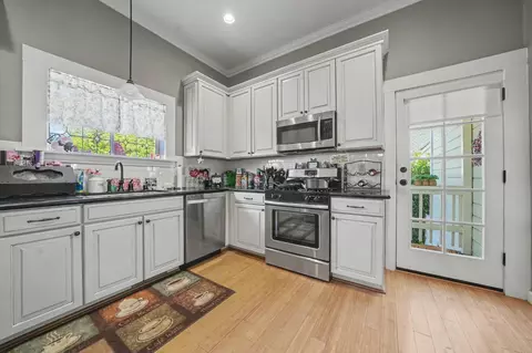 Kitchen - 43 Spanish St, Sutter Creek, CA 95685 photo 1 of 6