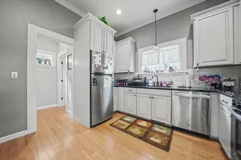 Entry Way - 43 Spanish St, Sutter Creek, CA 95685 photo 1 of 6