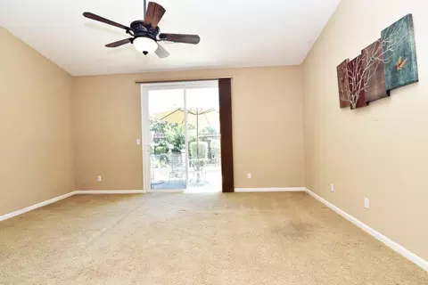 Living - 2000 Thomas Taylor Dr, Hughson, CA 95326 photo 4 of 4