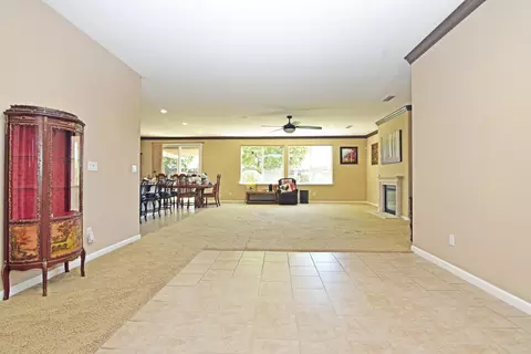 Entry Way - 2000 Thomas Taylor Dr, Hughson, CA 95326 photo 2 of 3