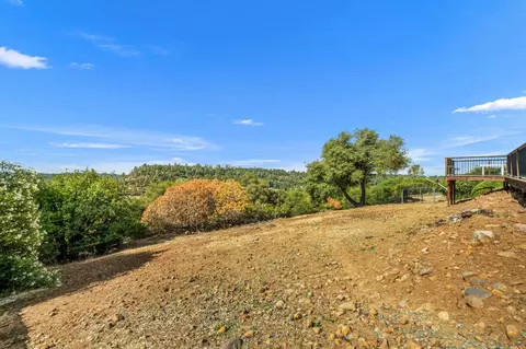 Exterior - 1582 Barrett Dr, Placerville, CA 95667 photo 15 of 19