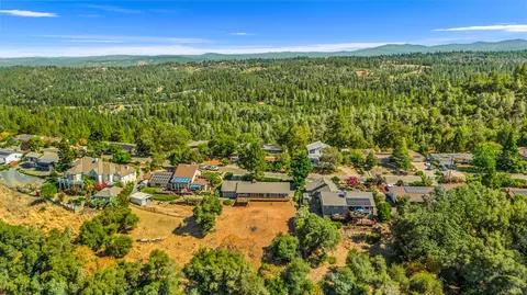 View/Area - 1582 Barrett Dr, Placerville, CA 95667 photo 4 of 7