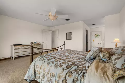Bedroom - 1582 Barrett Dr, Placerville, CA 95667 photo 2 of 5