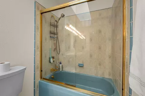 Bath - 1582 Barrett Dr, Placerville, CA 95667 photo 6 of 6