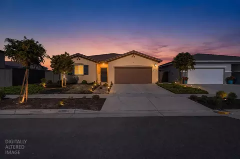 1300 Dusty Maiden Dr, Plumas Lake, CA 95961