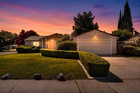 7601 South Pkwy, Sacramento, CA 95823