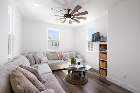 Living - 700 Silo St, Folsom, CA 95630 photo 2 of 2