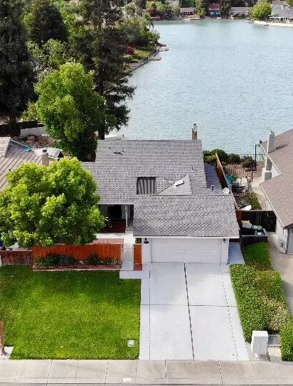 2641 Meadow Lake Dr, Stockton, CA 95207