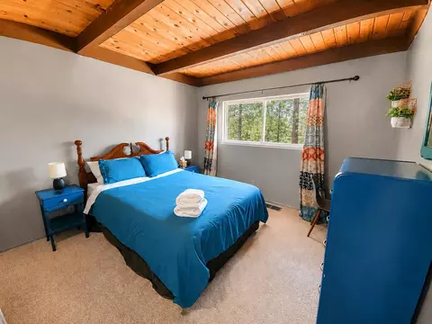 Bedroom - 2424 Silver Dr, Arnold, CA 95223 photo 1 of 4