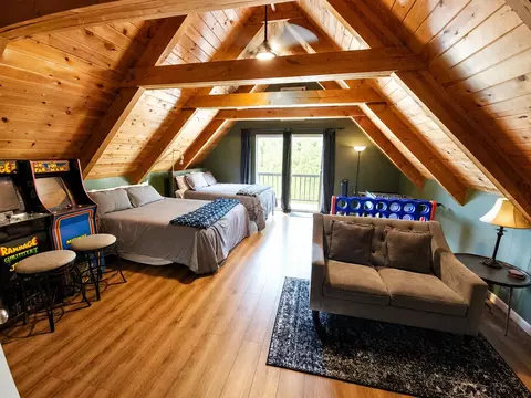 Bedroom - 2424 Silver Dr, Arnold, CA 95223 photo 4 of 4