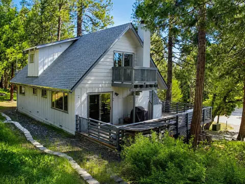 Exterior - 2424 Silver Dr, Arnold, CA 95223 photo 2 of 4