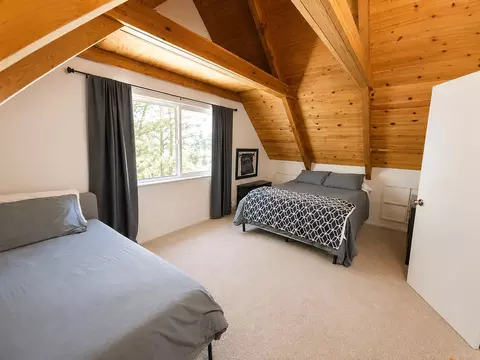 Bedroom - 2424 Silver Dr, Arnold, CA 95223 photo 3 of 4