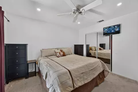 Bedroom - 6218 Coyle Ave, Carmichael, CA 95608 photo 9 of 9