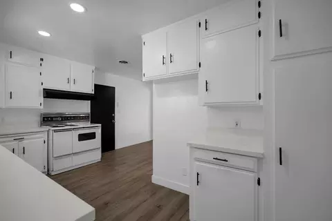 Other - 830 Windsor Dr, Lodi, CA 95240 photo 2 of 6