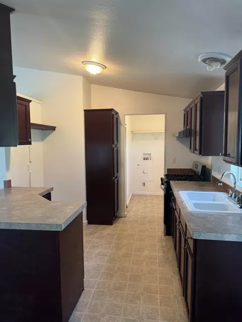Kitchen - 2127 Leonard Rd, San Andreas, CA 95249 photo 4 of 4