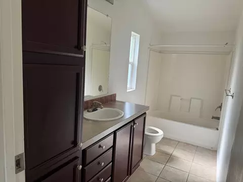 Bath - 2127 Leonard Rd, San Andreas, CA 95249 photo 3 of 3