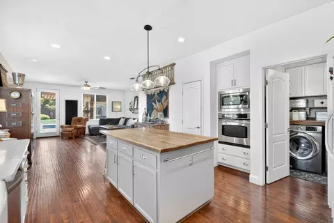 Kitchen - 1414 Hazelnut Way, Manteca, CA 95337 photo 3 of 3