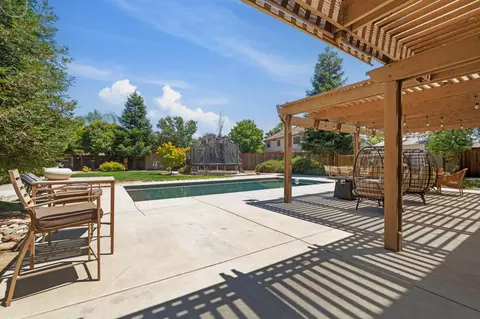 Exterior - 1414 Hazelnut Way, Manteca, CA 95337 photo 9 of 9