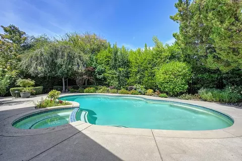 Exterior - 7125 Willey Way, Carmichael, CA 95608 photo 5 of 11