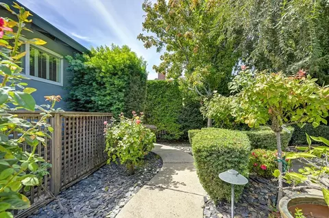 Exterior - 7125 Willey Way, Carmichael, CA 95608 photo 7 of 11
