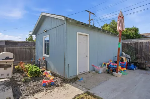 Exterior - 1626 Wolf Ave, Modesto, CA 95358 photo 8 of 8