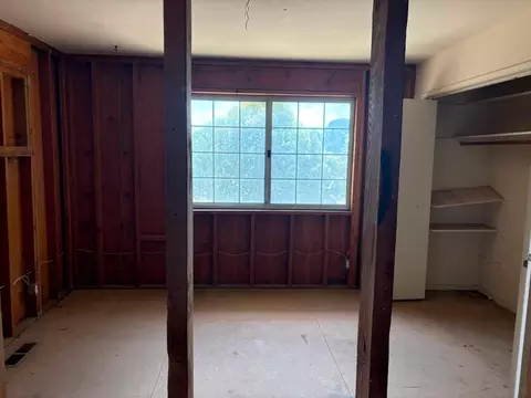 Bedroom - 2283 Larson Rd, Lodi, CA 95242 photo 2 of 2