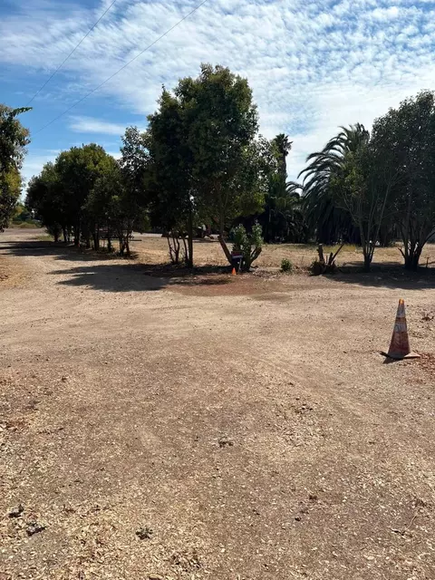 Exterior - 2283 Larson Rd, Lodi, CA 95242 photo 12 of 14