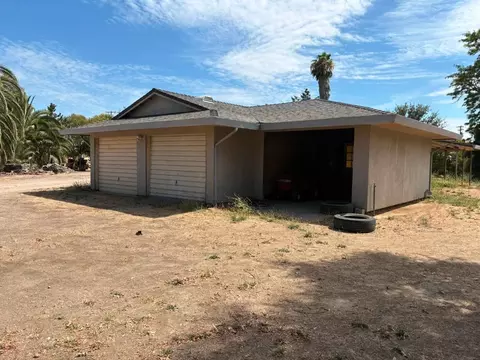 Exterior - 2283 Larson Rd, Lodi, CA 95242 photo 9 of 14