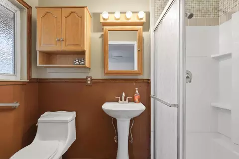 Bath - 7745 Butte House Rd, Sutter, CA 95982 photo 5 of 5