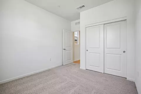 Bedroom - 2612 Coopers Hawk Ln, Modesto, CA 95357 photo 2 of 11