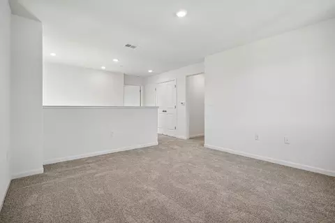Other - 2612 Coopers Hawk Ln, Modesto, CA 95357 photo 2 of 5