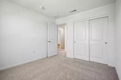 Bedroom - 2612 Coopers Hawk Ln, Modesto, CA 95357 photo 9 of 11