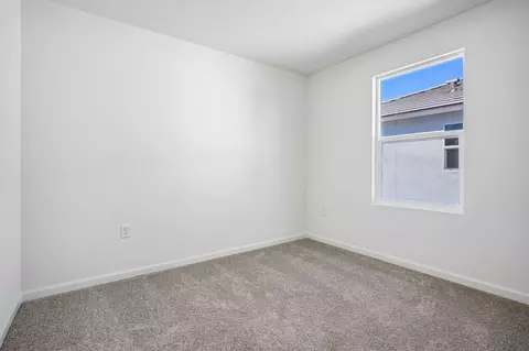 Bedroom - 2612 Coopers Hawk Ln, Modesto, CA 95357 photo 6 of 11