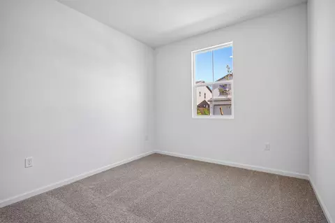 Bedroom - 2612 Coopers Hawk Ln, Modesto, CA 95357 photo 1 of 11