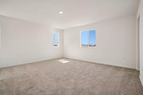 Bedroom - 2612 Coopers Hawk Ln, Modesto, CA 95357 photo 10 of 11