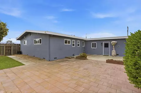 Exterior - 1900 Lincoln St, Seaside, CA 93955 photo 1 of 8