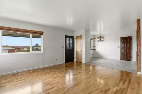 Living - 1900 Lincoln St, Seaside, CA 93955 photo 1 of 7