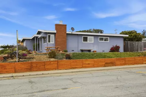 Exterior - 1900 Lincoln St, Seaside, CA 93955 photo 7 of 8