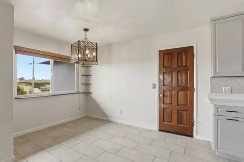 Dining - 1900 Lincoln St, Seaside, CA 93955 photo 1 of 2