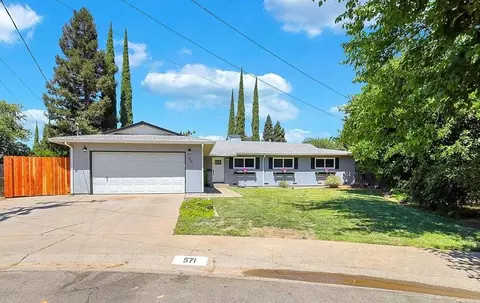 571 Laurel Dr, Yuba City, CA 95991