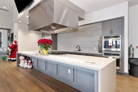 Kitchen - 1350 Laurel Dr, Manteca, CA 95336 photo 6 of 6