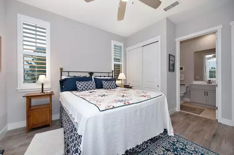 Bedroom - 1350 Laurel Dr, Manteca, CA 95336 photo 2 of 4