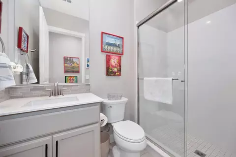 Bath - 1350 Laurel Dr, Manteca, CA 95336 photo 1 of 4