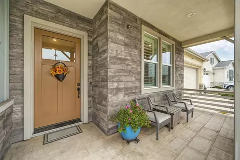 Exterior - 1350 Laurel Dr, Manteca, CA 95336 photo 1 of 16