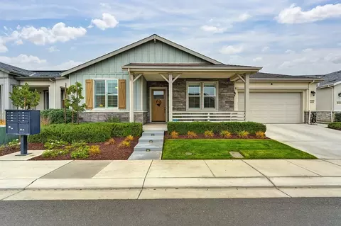 Exterior - 1350 Laurel Dr, Manteca, CA 95336 photo 5 of 16