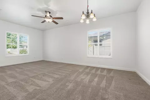 Living - 2472 Ashbridge Ln, Manteca, CA 95336 photo 2 of 11