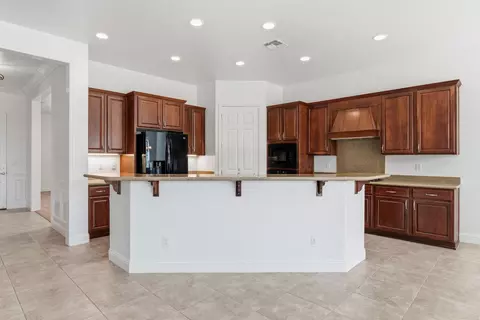 Kitchen - 2472 Ashbridge Ln, Manteca, CA 95336 photo 1 of 4