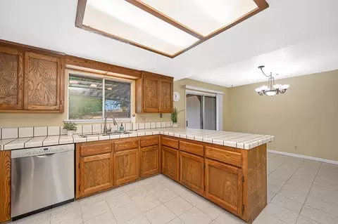 Kitchen - 4423 Blanchard Rd, Placerville, CA 95667 photo 5 of 7