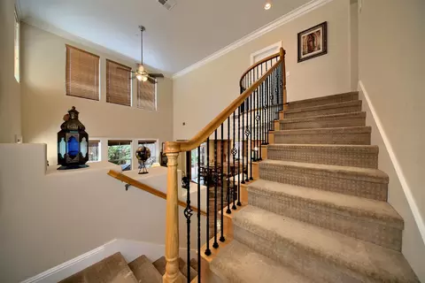 Entry Way - 9025 Kern Ave, Gilroy, CA 95020 photo 9 of 17