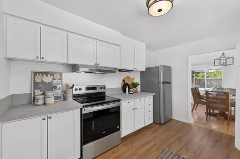 Kitchen - 788 Elmwood Dr, Davis, CA 95616 photo 3 of 4
